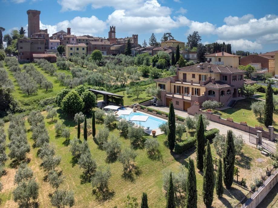 Villa in Marciano della Chiana, Tuscany, Italy 2 - 13361307