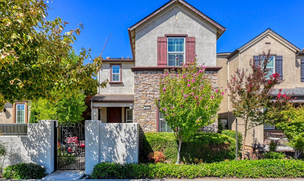 3041 Village Center Drive, Roseville, In Roseville, California, United