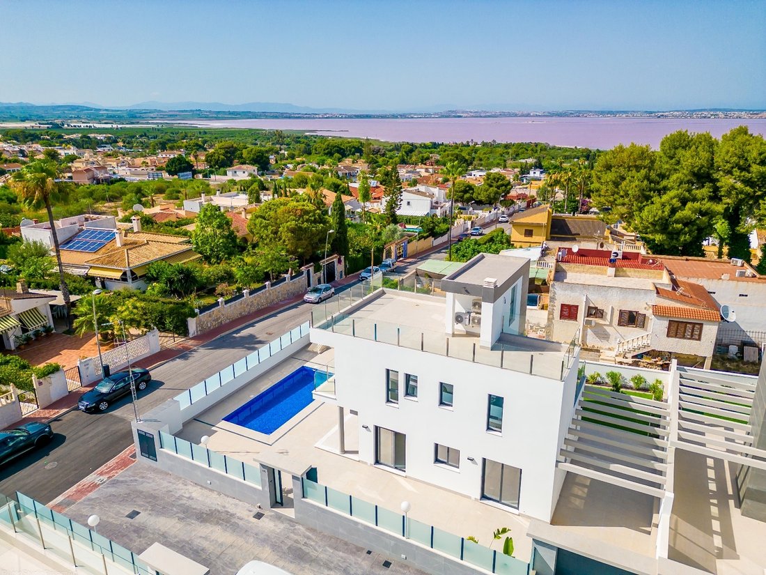 Villa in Torrevieja, Valencian Community, Spain 1 - 13360908