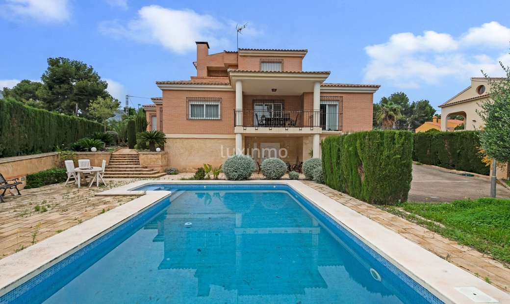 La Nucia Detached House In La Nucia, Valencian Community, Spain For