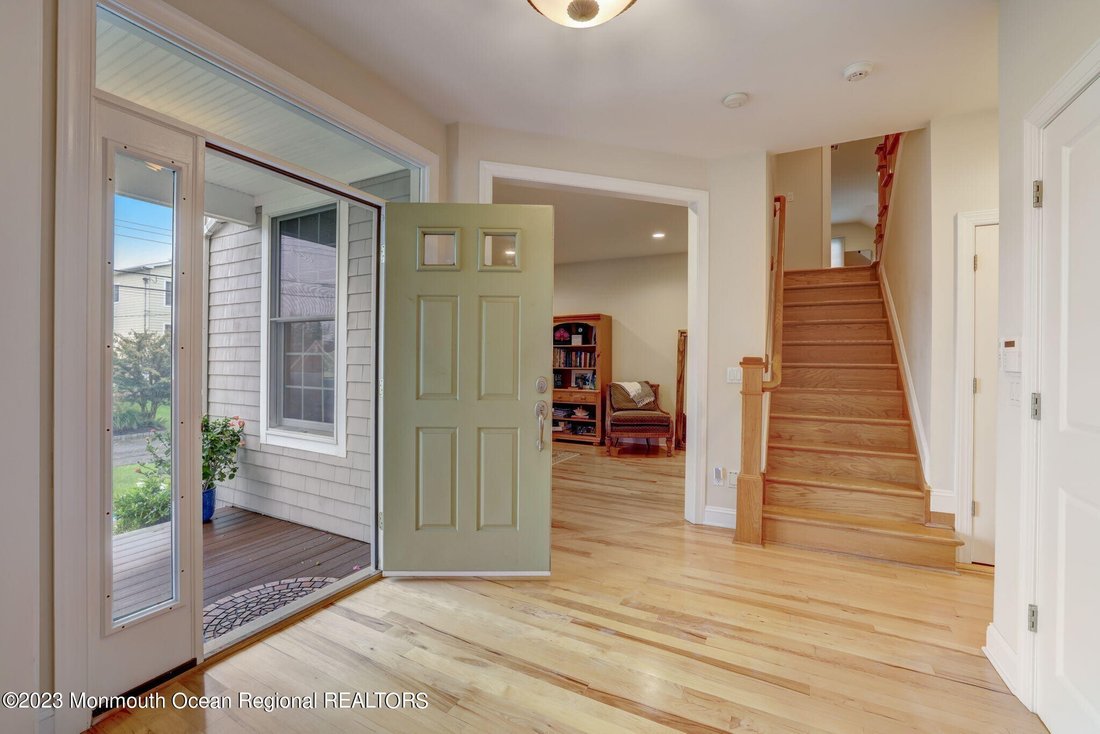 Original Owner's Custom Built Dream Home In Oceanport, Nj, United