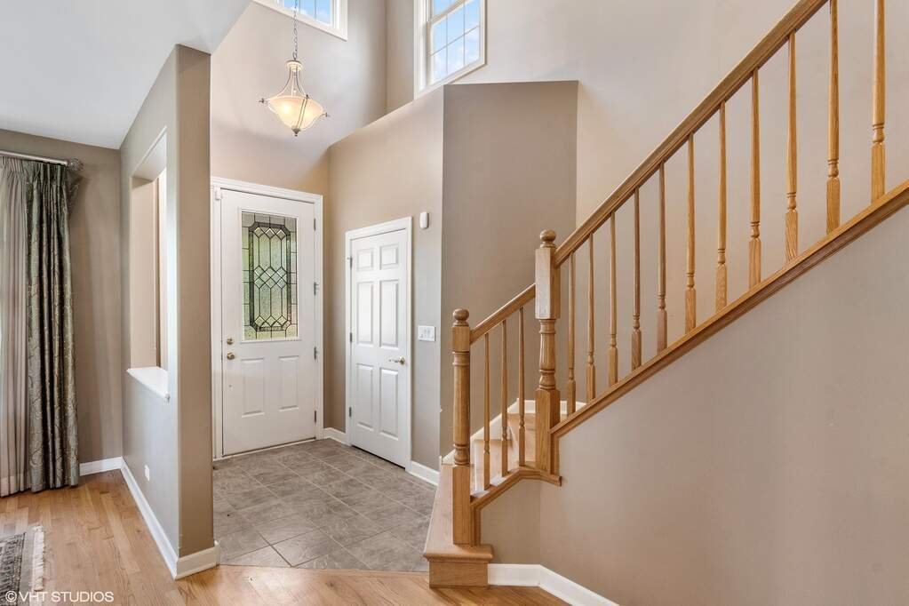 Highly Desirable Home In A Maintenance Free In Glenview, Il, United