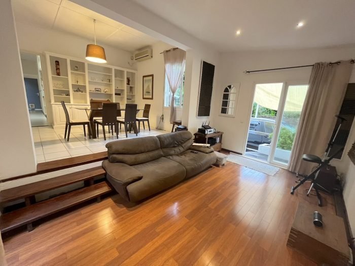 Nouméa House In Nouméa, South Province, New Caledonia For Sale (13364502)