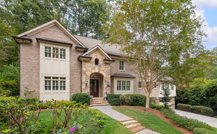Atlanta Luxury Home Builders - Longo Custom Builders