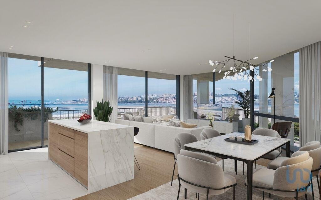 Apartment in Mafamude e Vilar do Paraiso, Porto District, Portugal 1 - 13368558