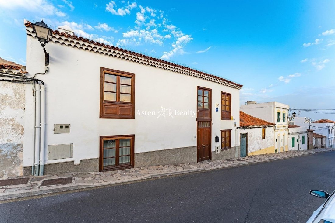 Villa in Vilaflor, Canary Islands, Spain 2 - 11930359