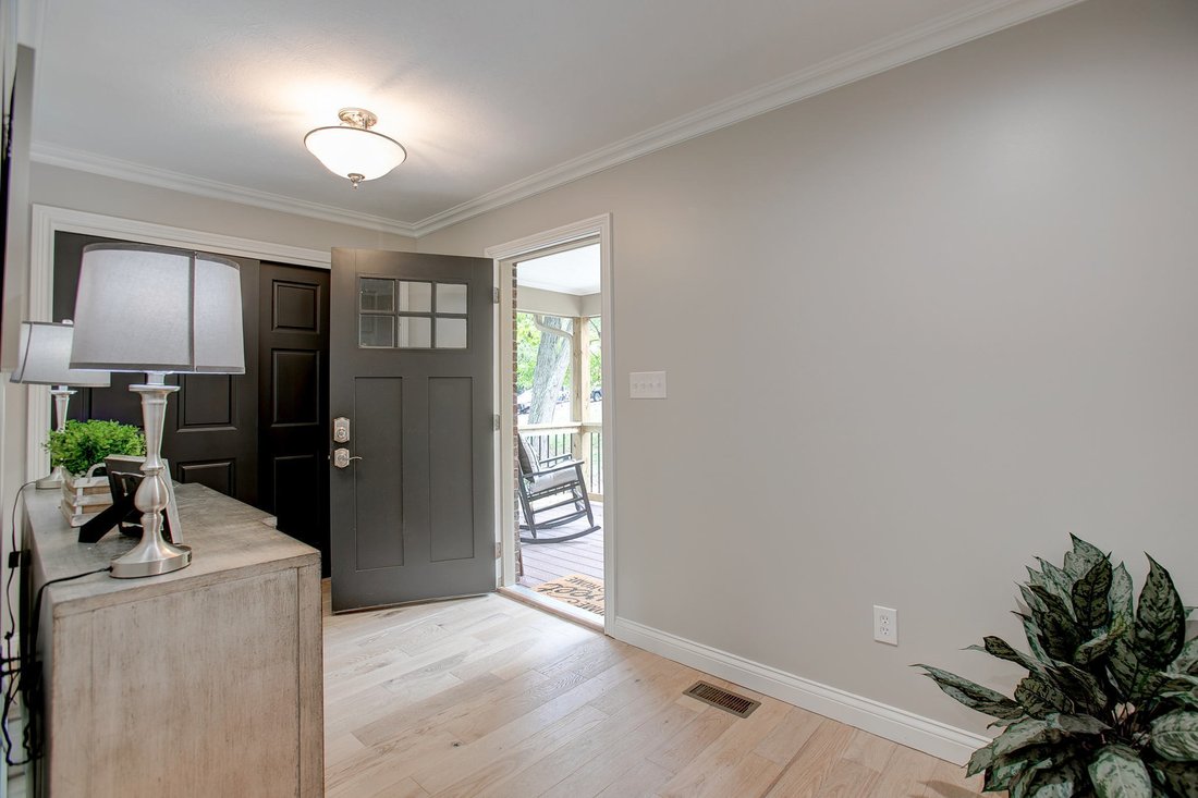 Totally Remodeled Lakefront Home In Nineveh, Indiana, United States For