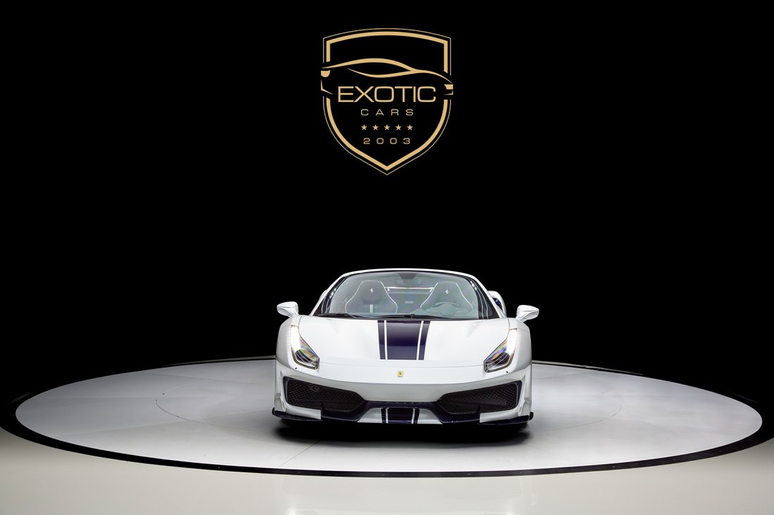 Cabriolet in Dubai, Dubai, United Arab Emirates 2 - 13369144