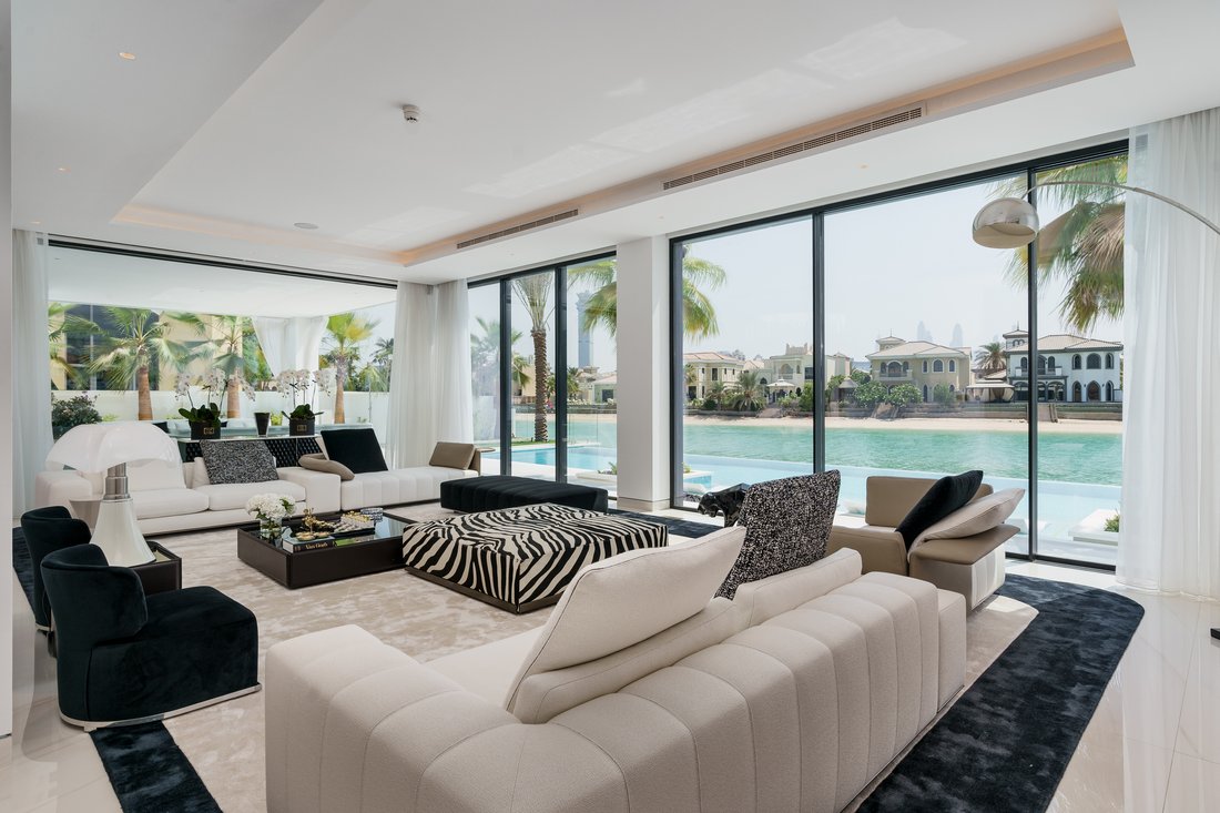 Luxury Villa In Palm Jumeirah In Dubai, Dubai, United Arab Emirates For ...