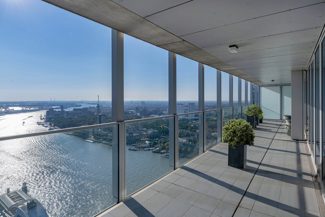 Incredible Penthouse On The Top Floor In Rotterdam, South Holland