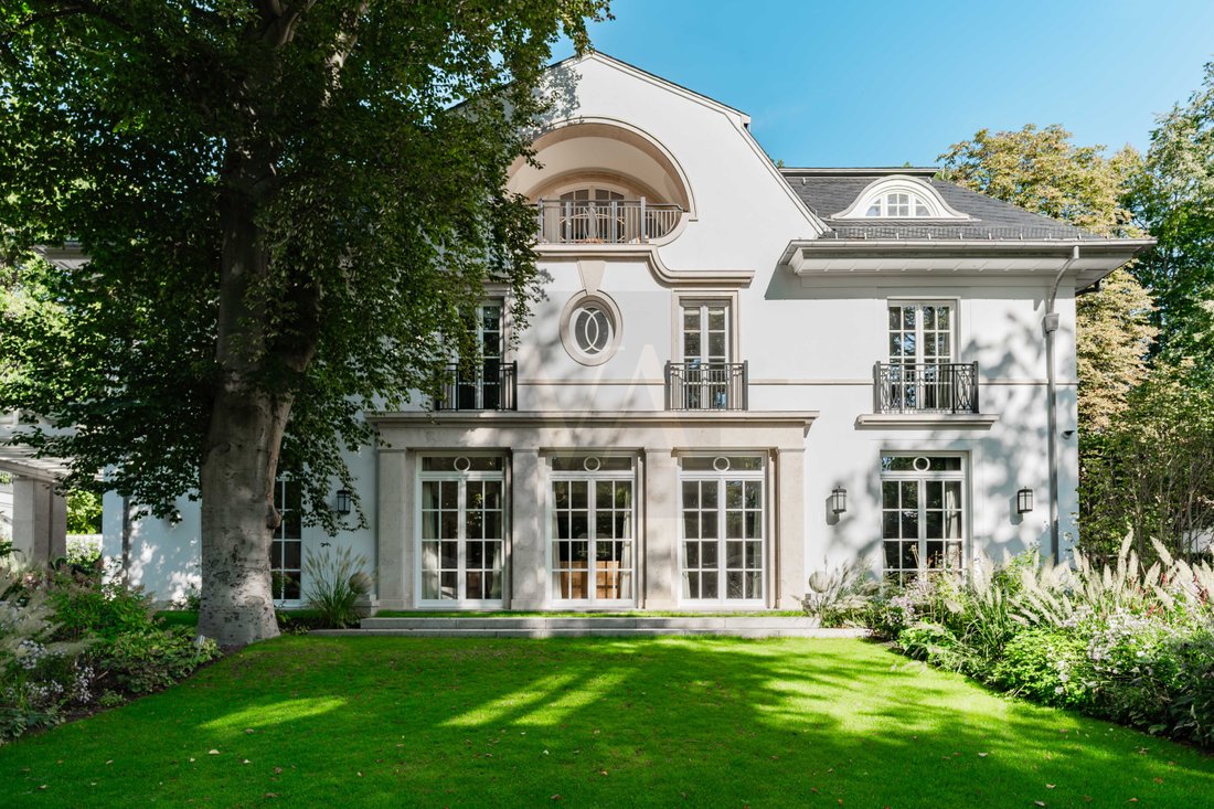 Grunewald's Classic Villa Created By Star Architect In Berlin, Berlin