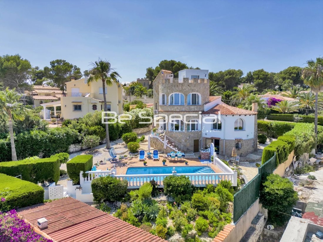 Luxurious Modern Villa Located In The In Xàbia, Valencian Community