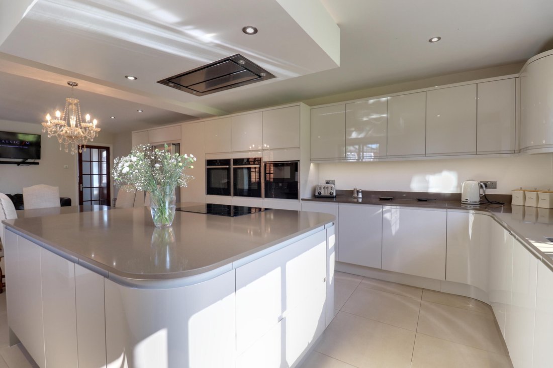 4 Bedroom Detached House For Sale In Devon In Uplowman, England, United