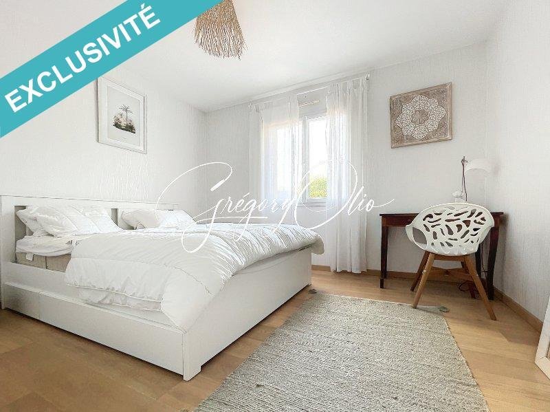 Villa Contemporaine 4 Chambres In Cabourg, Normandy, France For Sale