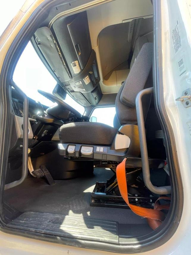 2021 Freightliner Cascadia In Fredericksburg, Va, United States For