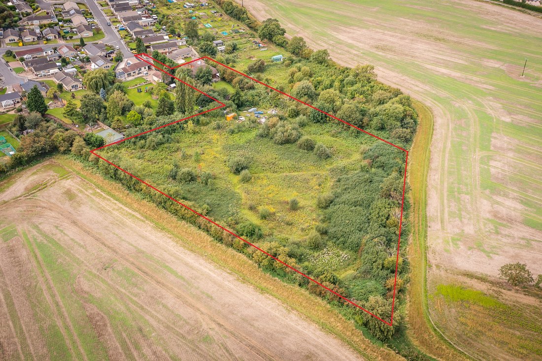 5 Bedroom House With Land In Laughton En Le Morthen, England, United