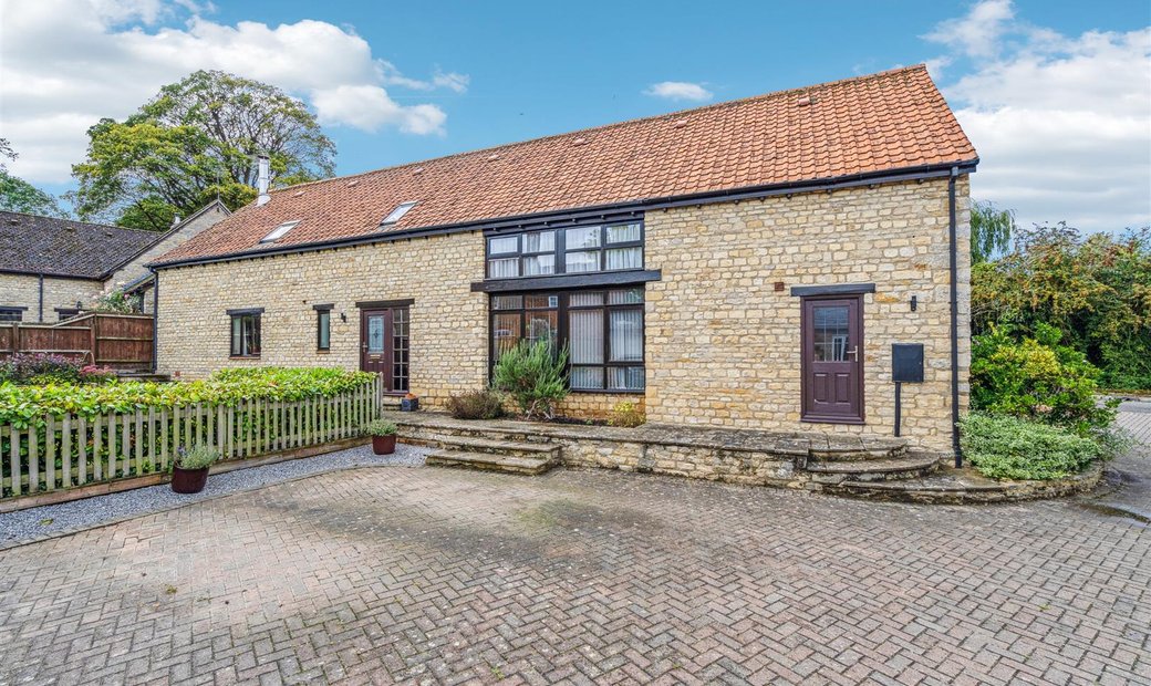 4 Bedroom Detached House For Sale In Stoke Goldington, England, United