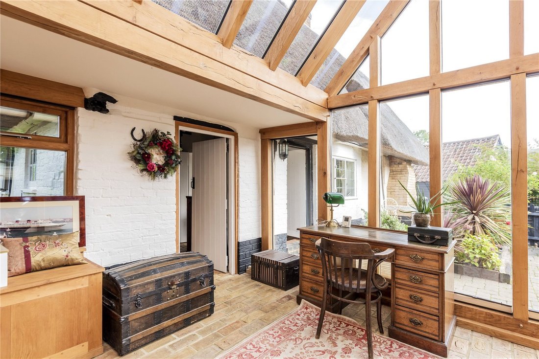 5 Bedroom Detached House For Sale In In Ickwell, England, United