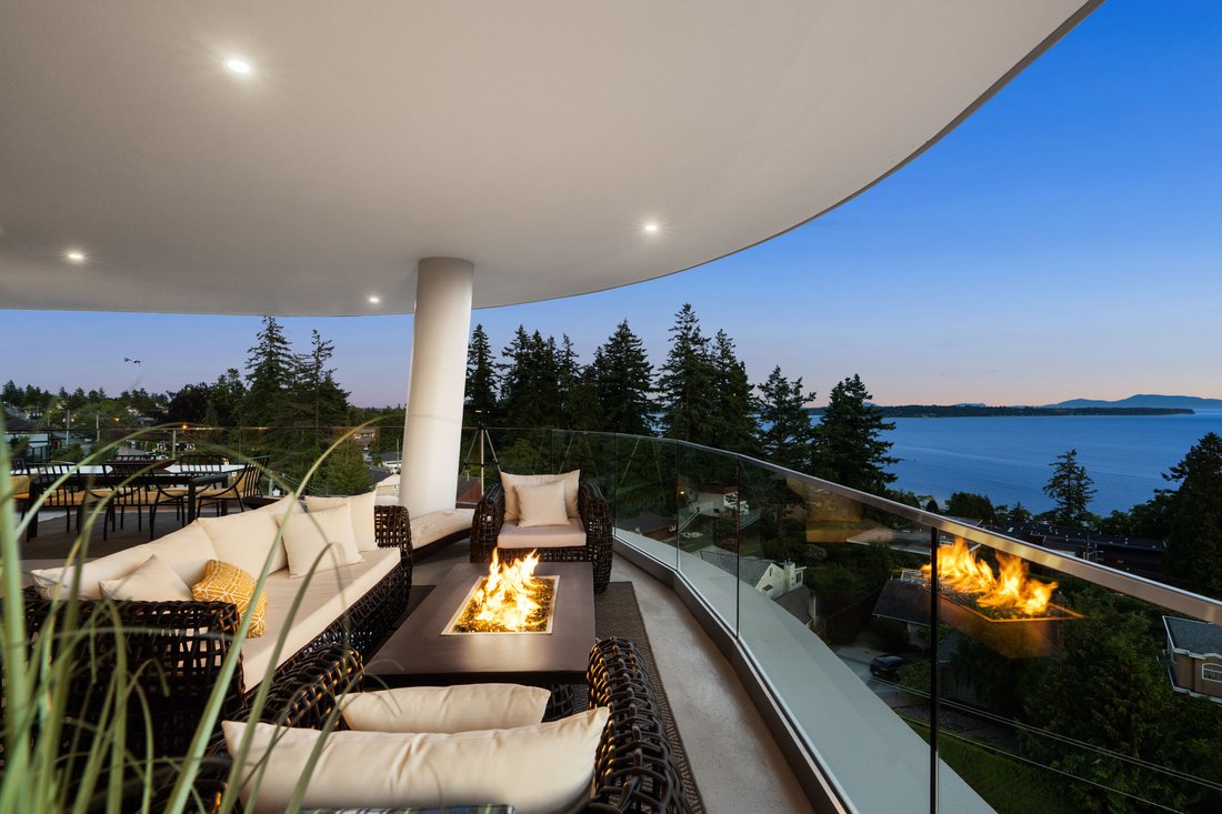 Spectacular Views At Fantom In White Rock, British Columbia, Canada For