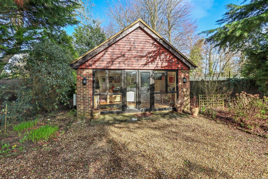 4 Bedroom Detached House For Sale In In Ninfield, England, United