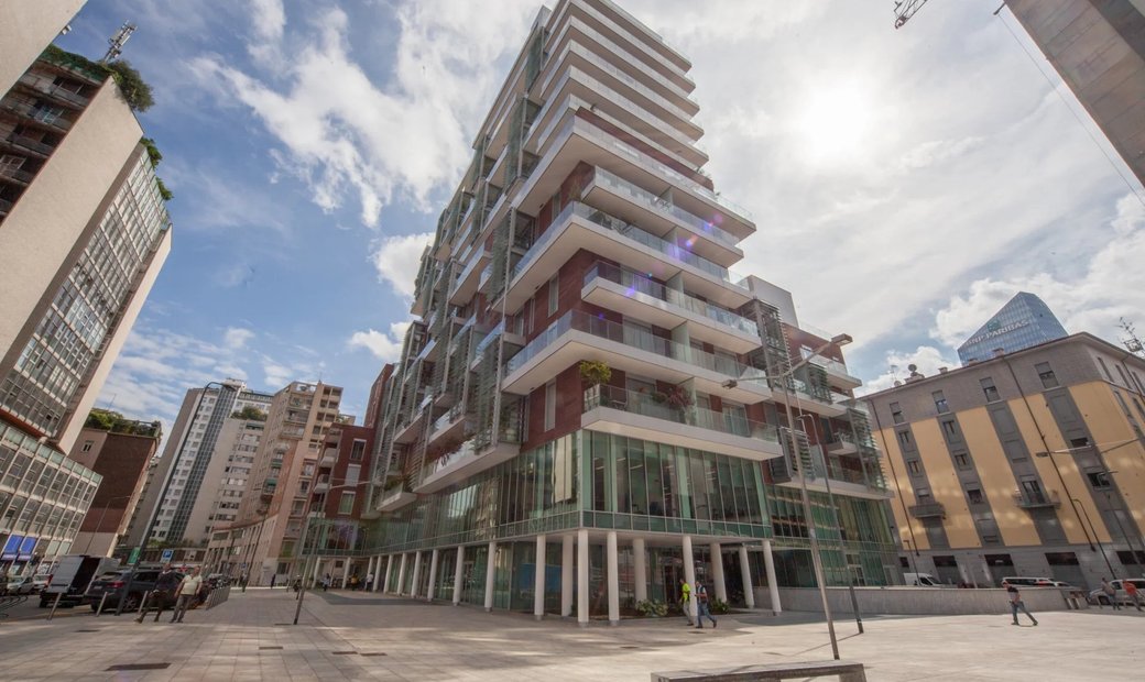 Milano Apartment In Milan, Lombardy, Italy For Sale (13371762)