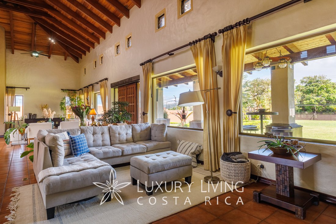 House in San Joaquín de Flores, Heredia Province, Costa Rica 5 - 13370853