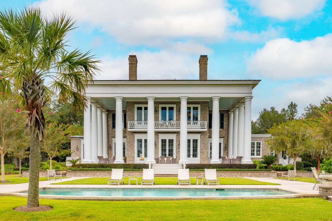Stunning Waterfront Estate In Savannah, United States For Sale (13369676)