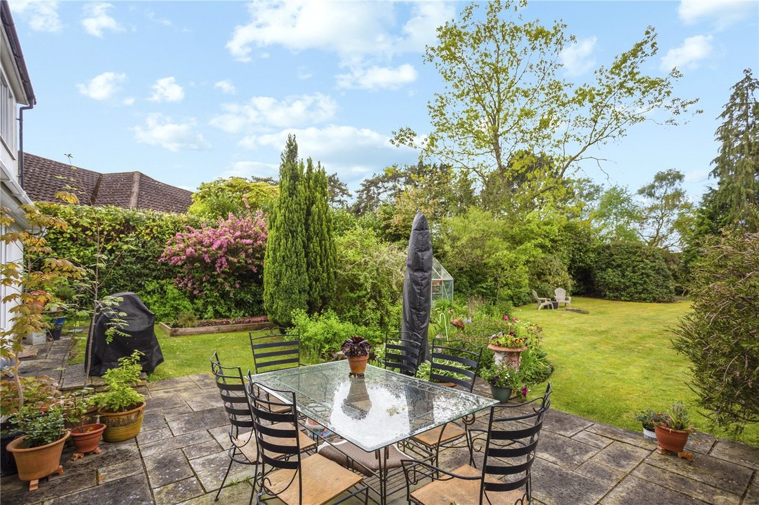 4 Bedroom Detached House For Sale In In Saint Leonards, England, United