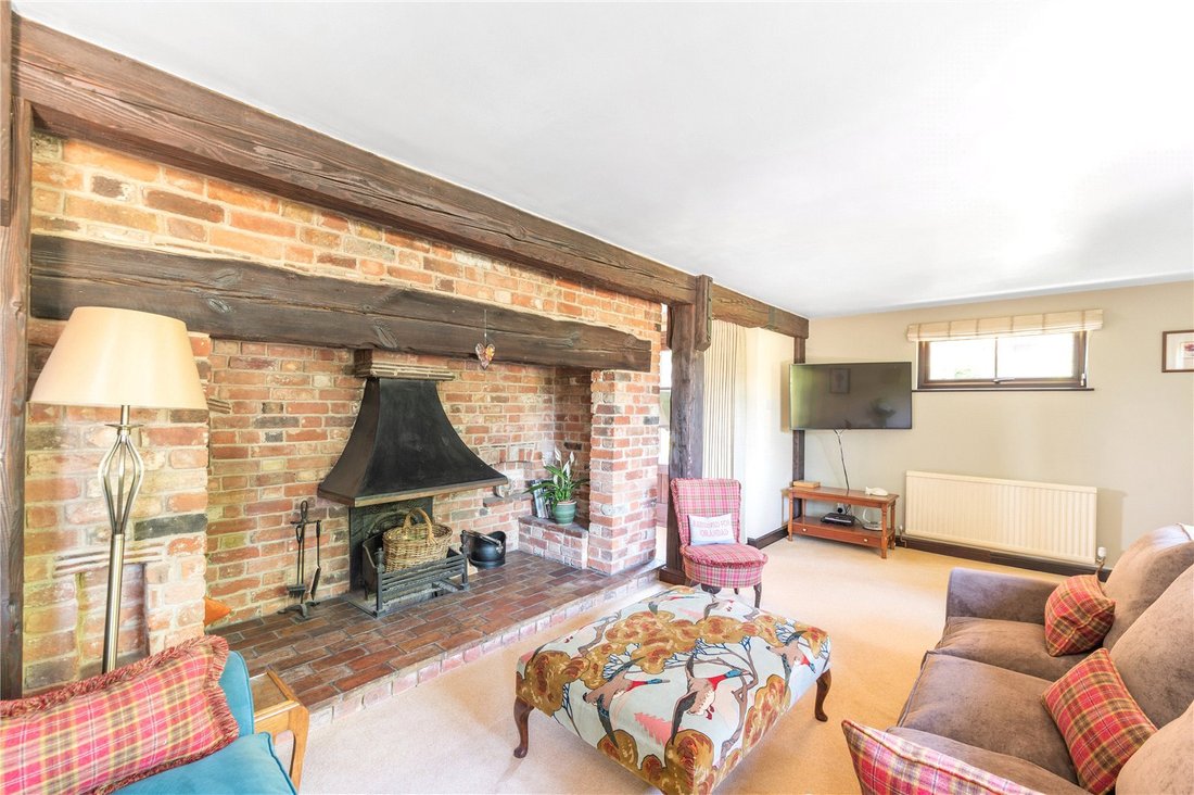 4 Bedroom Detached House For Sale In In Great Gransden, England, United Kingdom For Sale (13371228)