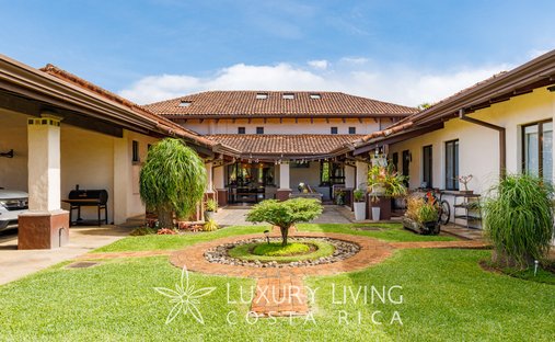 Maison à San Joaquín de Flores, Heredia, Costa Rica 1