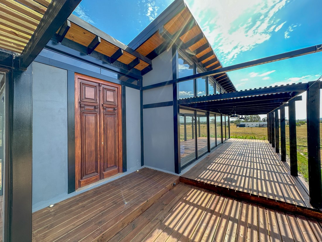 Villa in Los Morteros, Maldonado Department, Uruguay 3 - 13369742