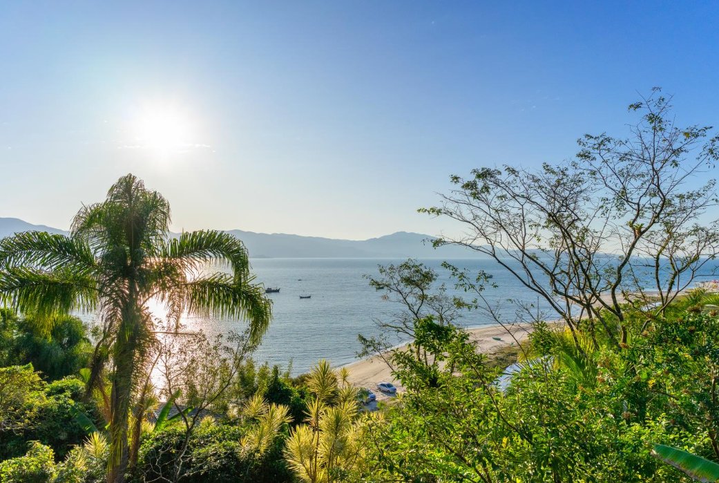 Paradisic And Exclusive Beach In Florianópolis, State Of Santa Catarina