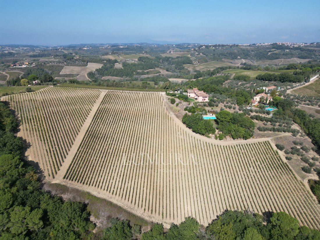 Estate in Center, Montespertoli, Tuscany 1 - 13378805
