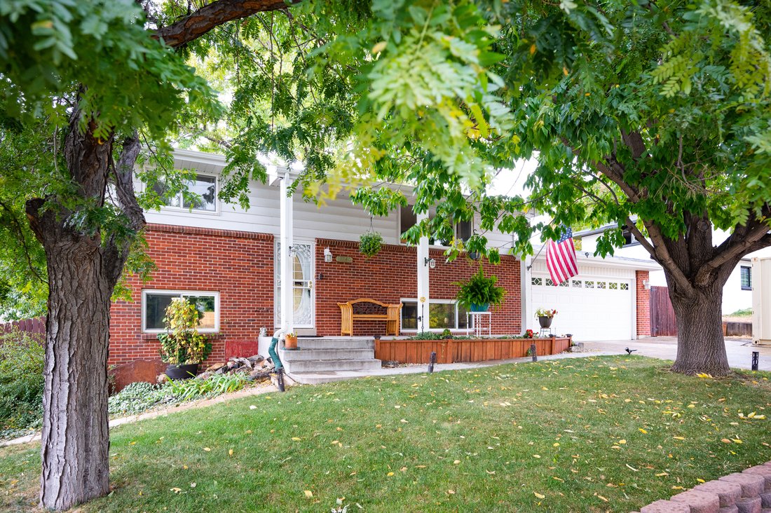 Bi Level Floor Plan With Two Separate Living In Golden, Colorado