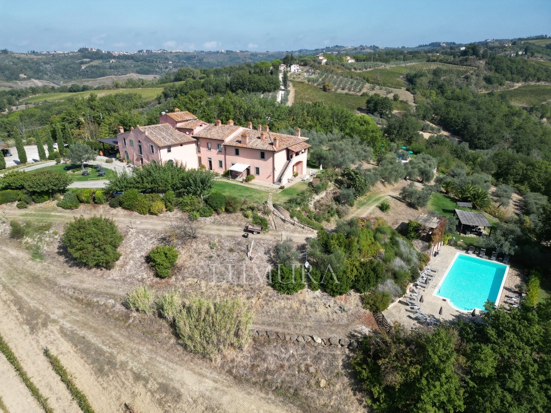 Estate in Center, Montespertoli, Tuscany 3 - 13378805