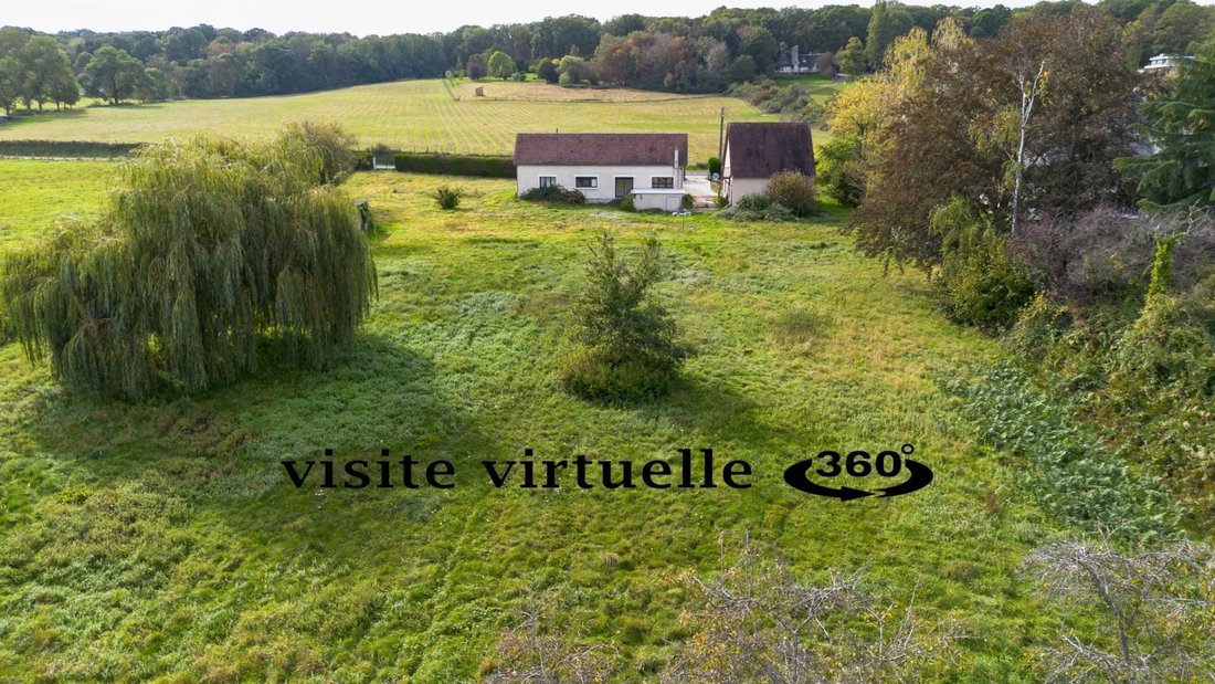 Montfort L'amaury House In Montfort L'amaury, île De France, France For