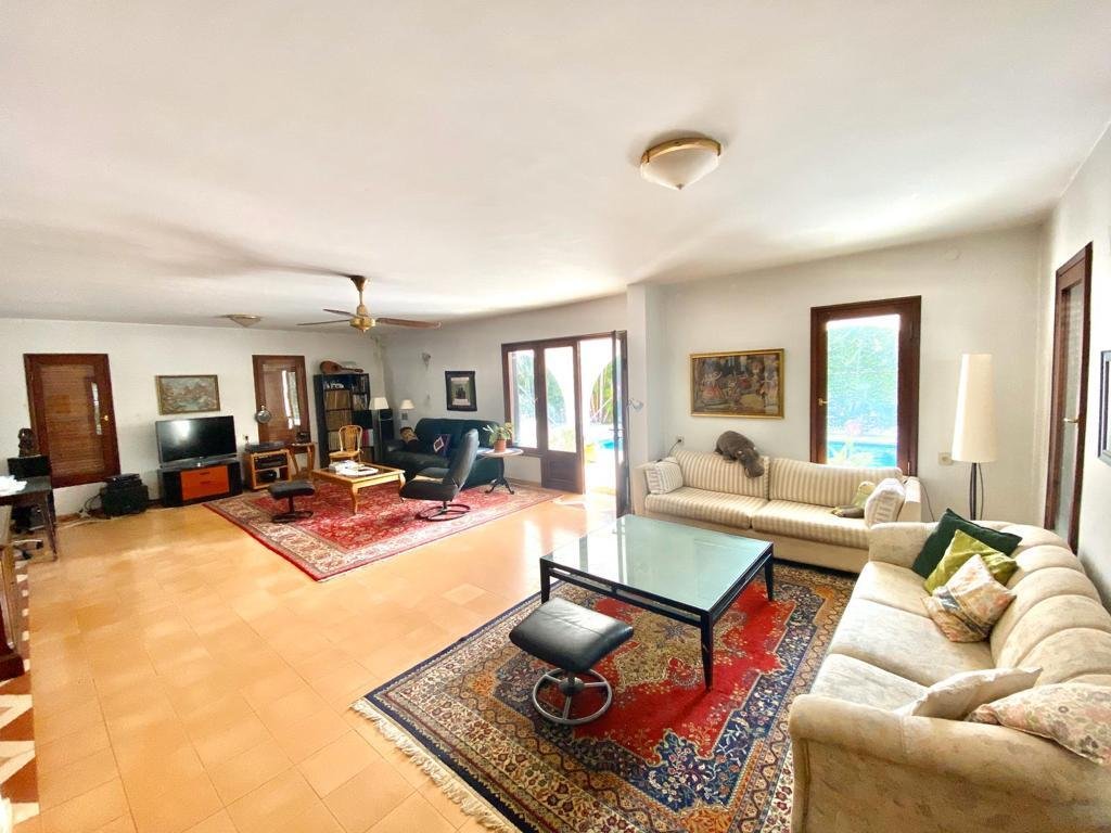 Villa With The Swimming Pool In Herzliya In Herzliya, Tel Aviv District