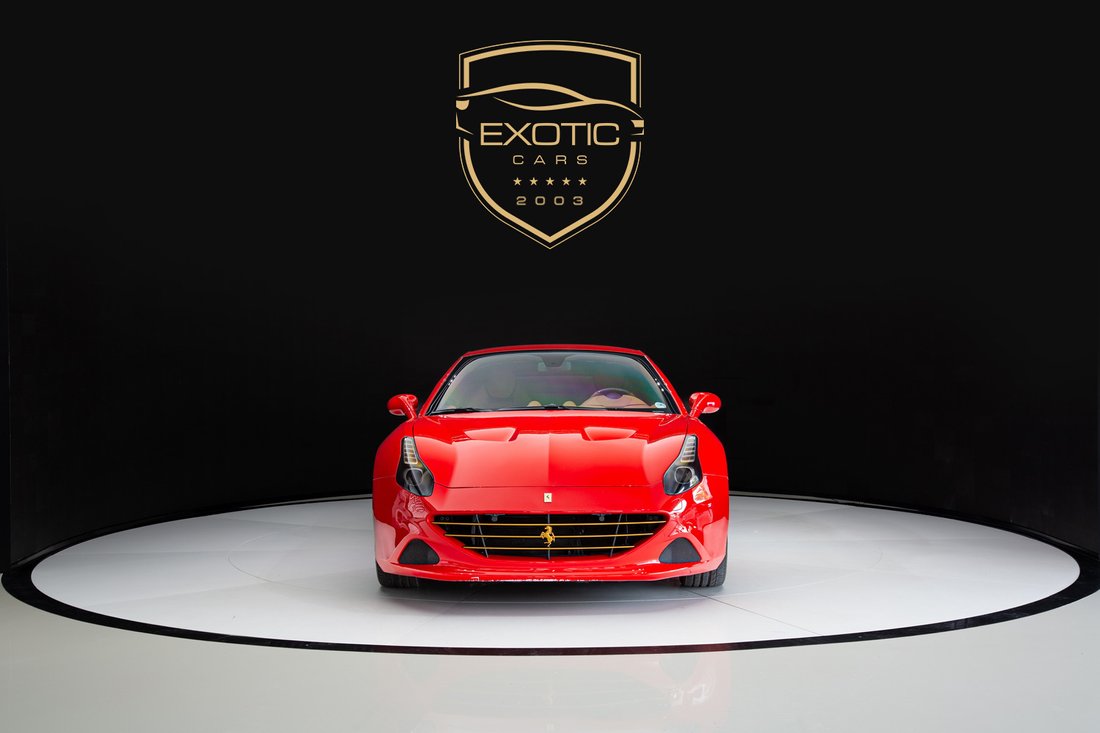 Cabriolet in Dubai, Dubai, United Arab Emirates 2 - 13378844