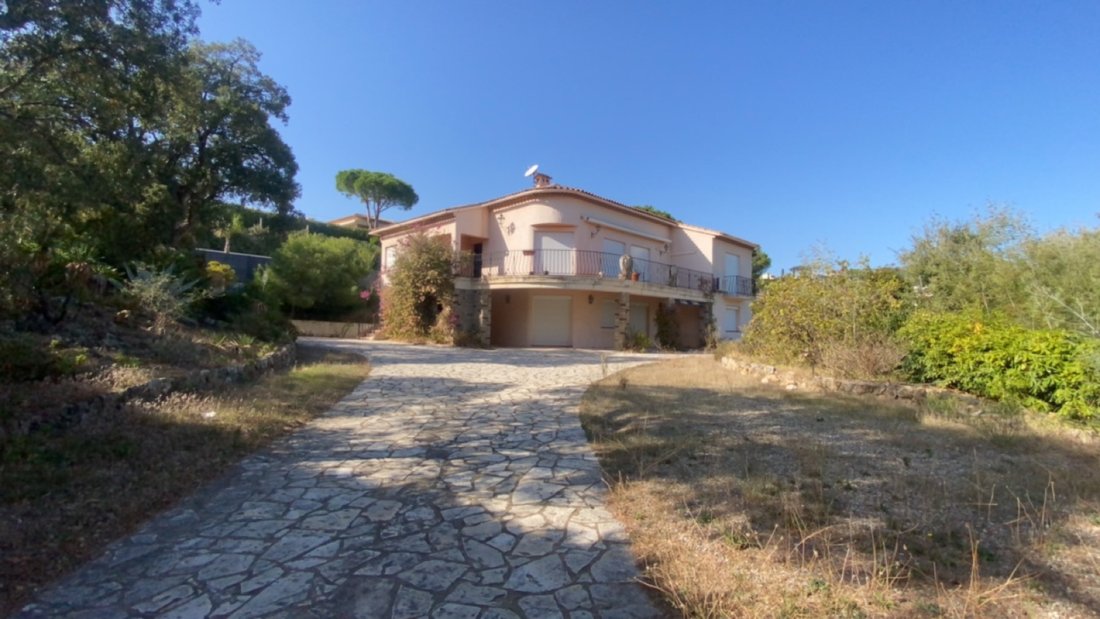 Estate In Sainte Maxime, Provence Alpes Côte D'azur, France For Sale (13375374)