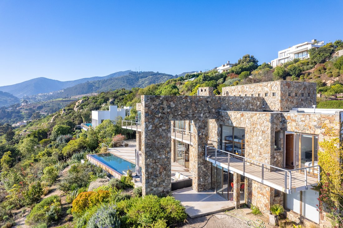House In Fundo Zapallar Condominium With An In Zapallar, Valparaíso