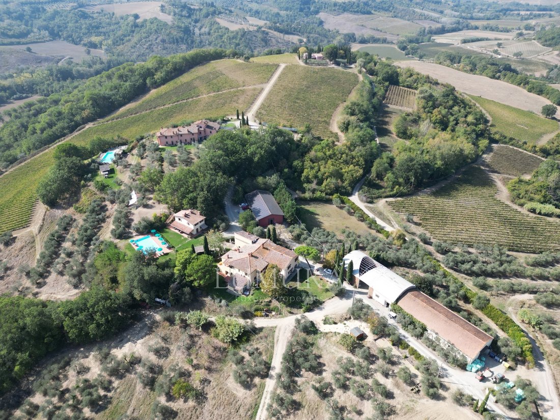 Estate in Center, Montespertoli, Tuscany 2 - 13378805