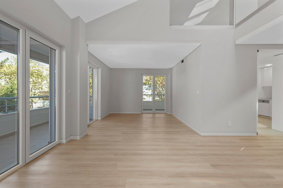 Apartment in Carcavelos e Parede, Lisbon, Portugal 4 - 12356916