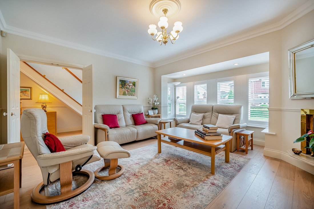 5 Bedroom Detached House For Sale In In Collingtree, England, United Kingdom For Sale (13375993)