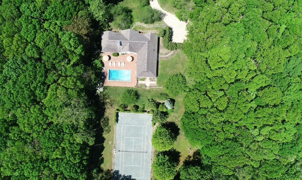 House Sag Harbor In Sag Harbor, New York, United States For Rent (13374920)