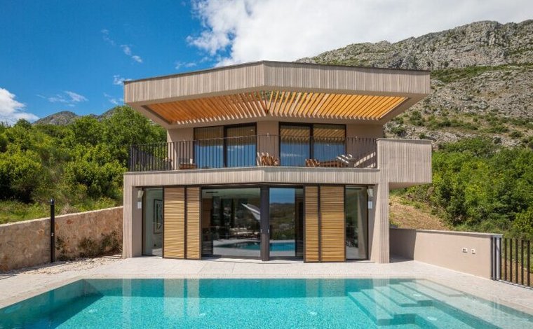 Russian Luxury Homes