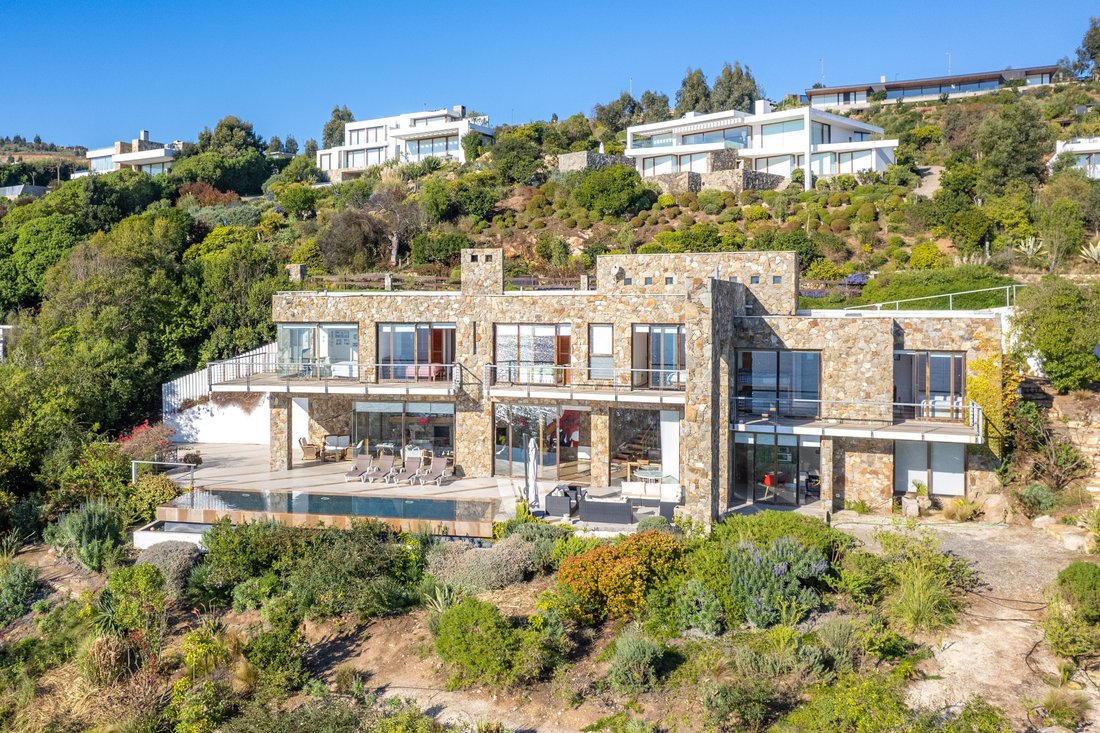 House In Fundo Zapallar Condominium With An In Zapallar, Valparaíso