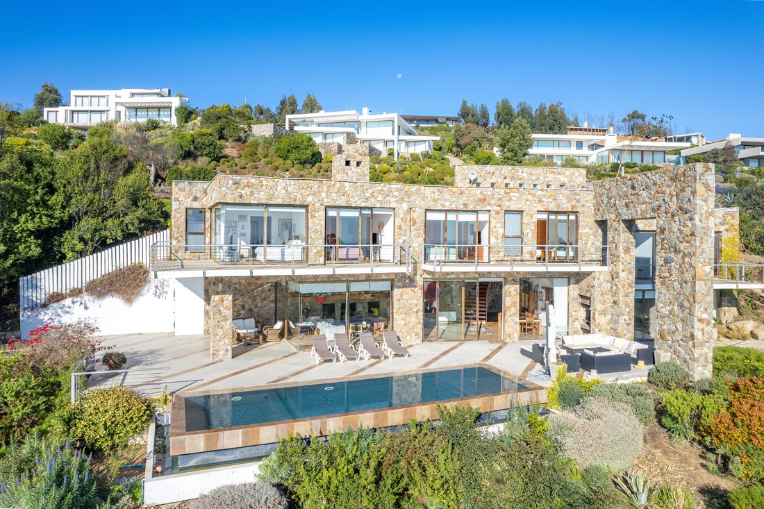 House In Fundo Zapallar Condominium With An In Zapallar, Valparaíso