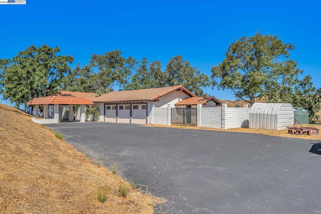 Beautiful Ranch Style Home In Sunol, California, United States For Sale