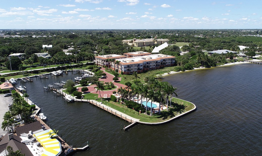 Luxury Empress Ocean Front Corner Condo In Jensen Beach, Florida