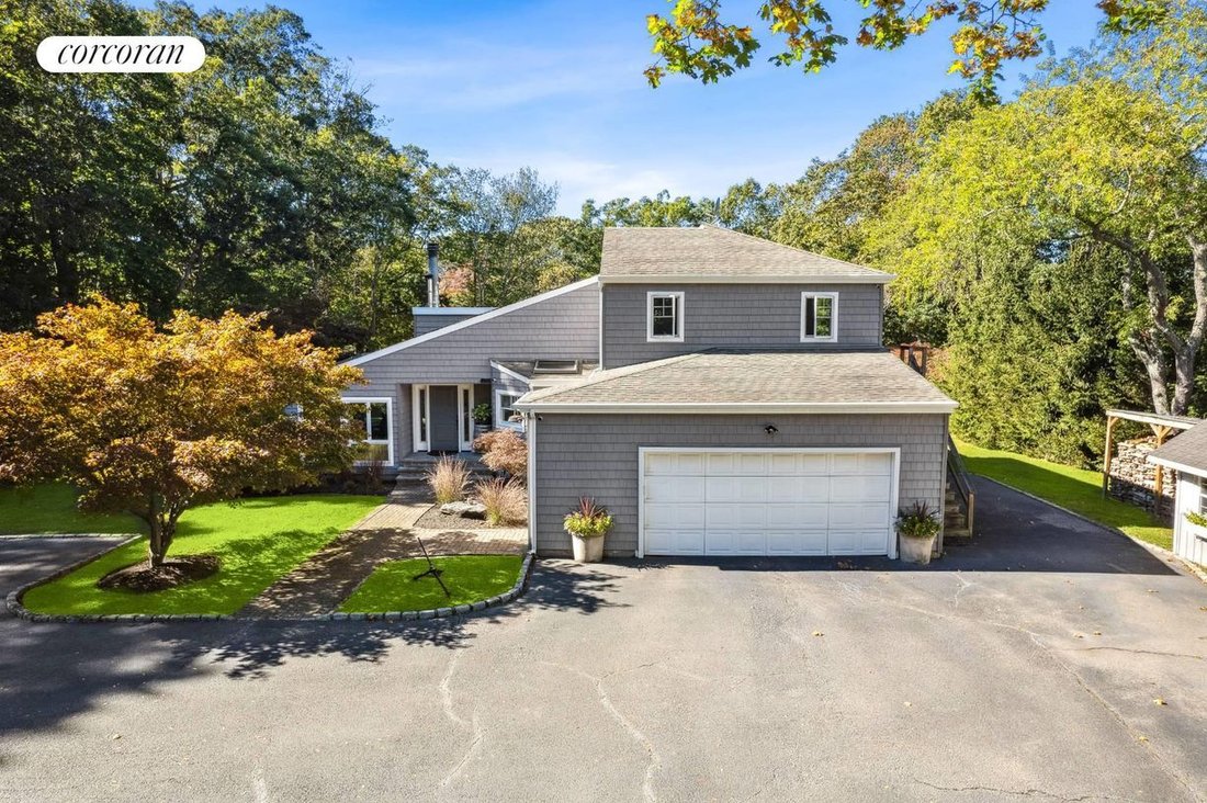 4 Monte Lane, Center Moriches, Ny In Center Moriches, New York, United